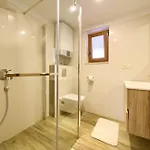 Rustic House Magdalea With Pool Prázdninový dům *