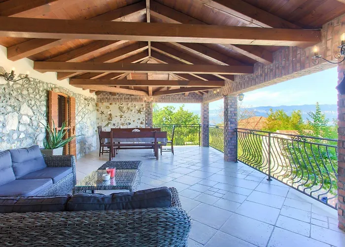 Rustic House Magdalea With Pool Holiday home Zupanje