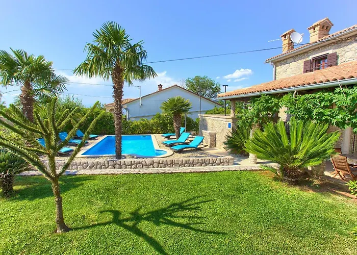 Rustic House Magdalea With Pool * Zupanje