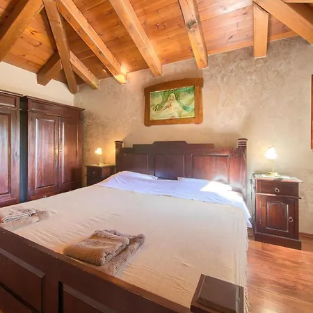 Rustic House Magdalea With Pool Сasa de vacaciones Županje